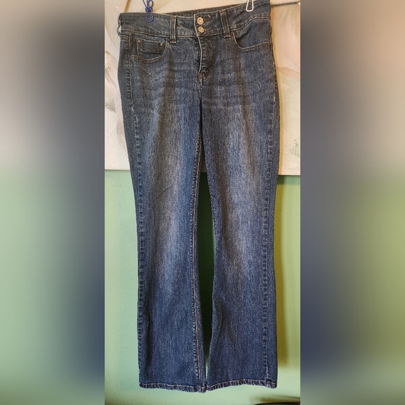 526 Levi's Sz 28x30 Slender Boot Cut Jeans - Picture 2 of 5